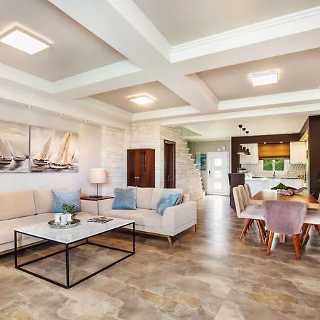 Sunny Exclusive Ena * Hanioti